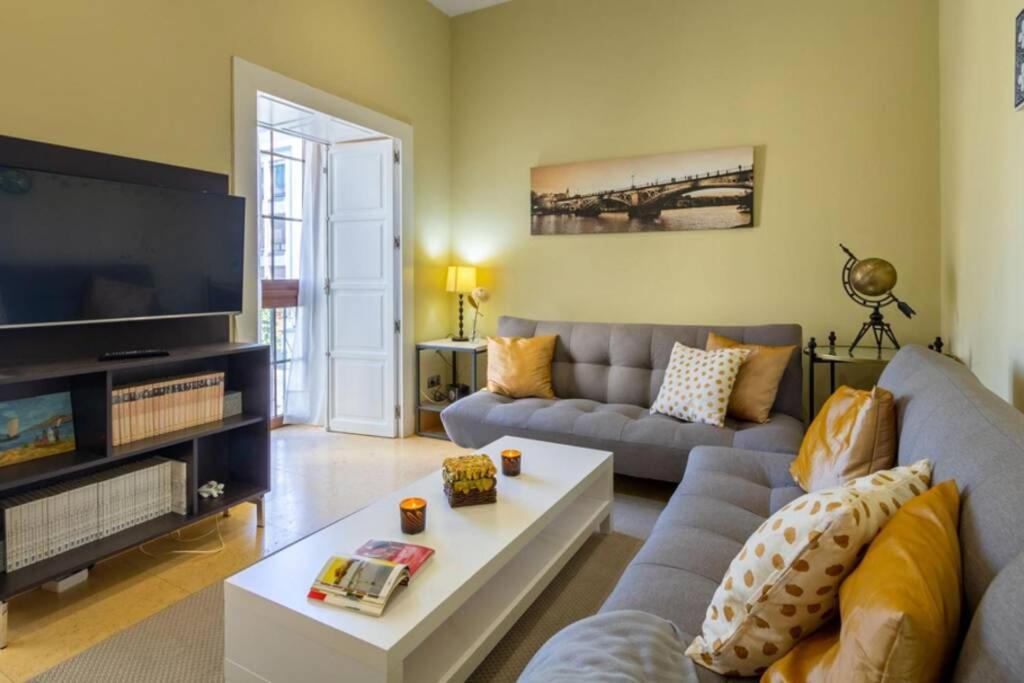 Padua Central Alameda House By Valcambre Севиля Екстериор снимка
